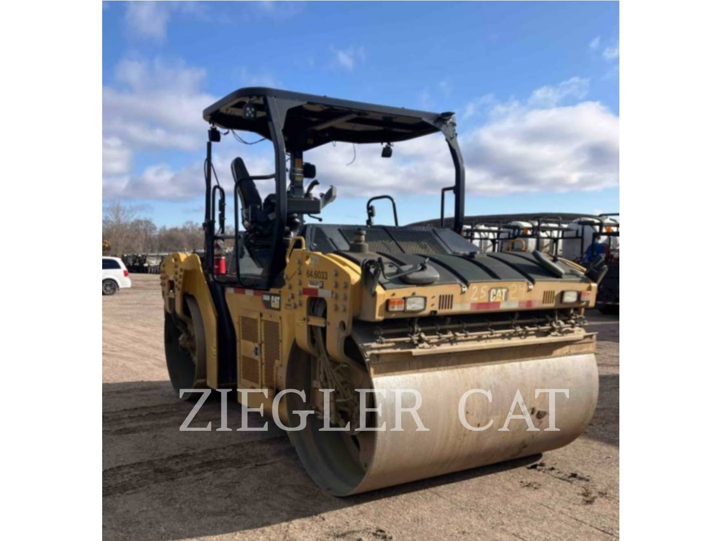 Caterpillar CB66B, Compactor, 7093 hours, S/N: B6600150, 2016 - Image 2