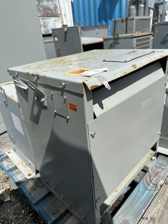 112 KVA 600 Primary, 480 Secondary, REX Mfg., auto transformer, 3-phase, 60Hz - Image 2
