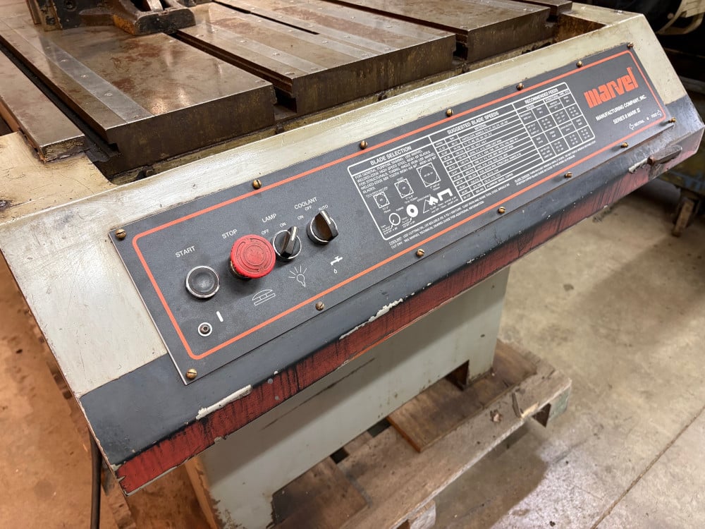 18" x 22" Marvel #Mark-II, vertical bandsaw, 14' 6" x 1" x 0.35" blade, 50-450 FPM, S/N 830657, 33" x24.25" - Image 2