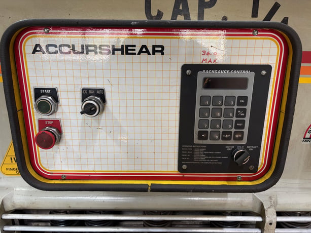 1/4" x 6' Accurshear #62506, hydraulic shear, 36" programmable Back Gauge, 4' squaring arm, 2006 - Image 2
