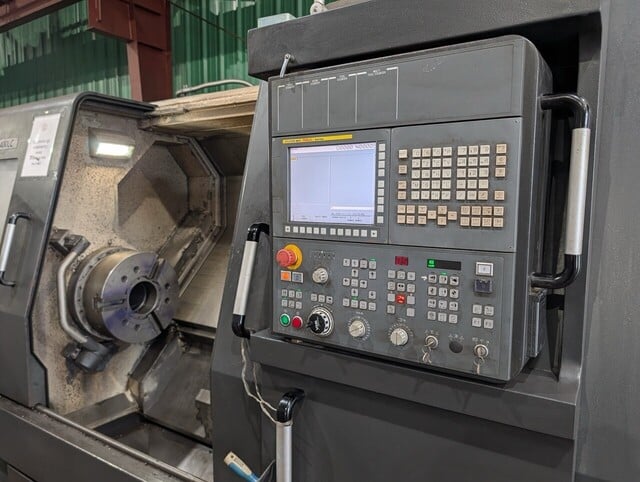 Hyundai Wia #L400LC, CNC Lathe, 24.8" turning diameter, 83.5" turning length, 15" chuck, 4.6" bar, 50 HP - Image 3