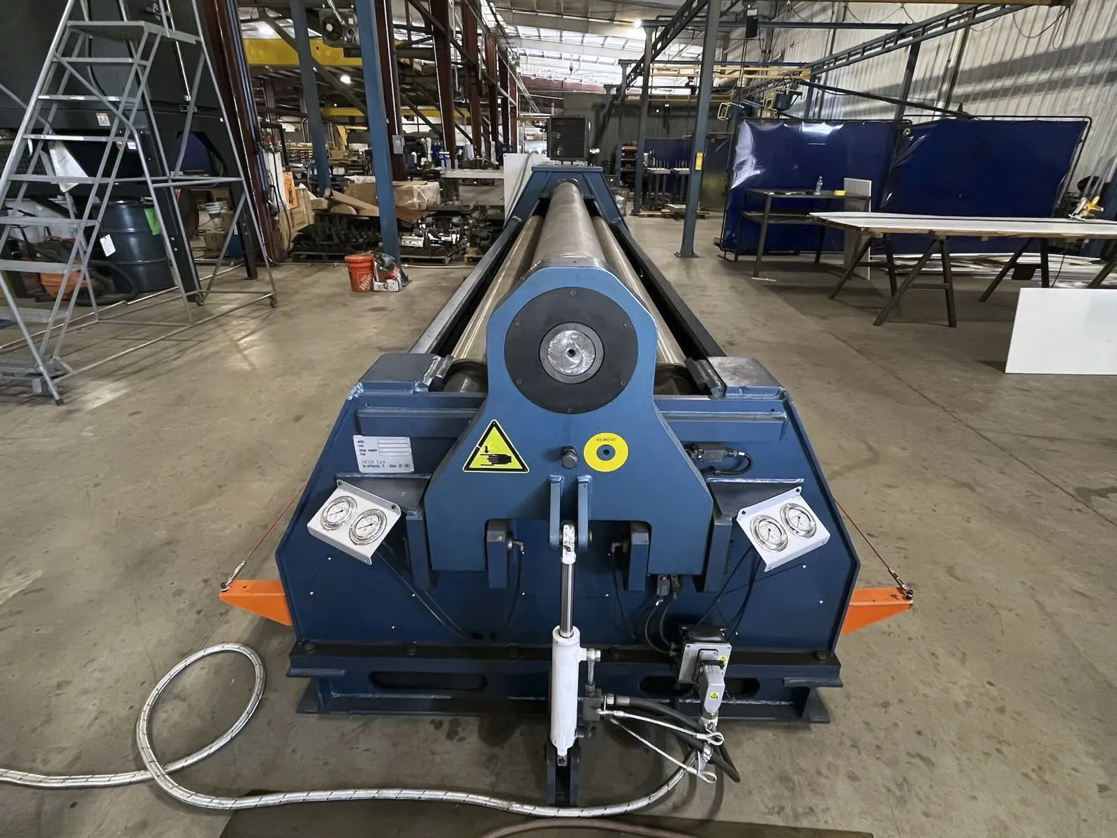 141.7" Faccin #4HEL-3628, hydraulic 4-roll plate bending roll, 9.65" top roll, 9.2" lower roll, 7.56" side - Image 4