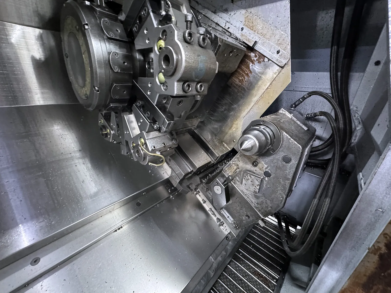 Mori Seiki #SL-204MC, CNC lathe, 26.8" swing, 15.3" dia., 19.5" centers, 8" chuck, 2" bar, 20 HP, 4500 RPM - Image 6