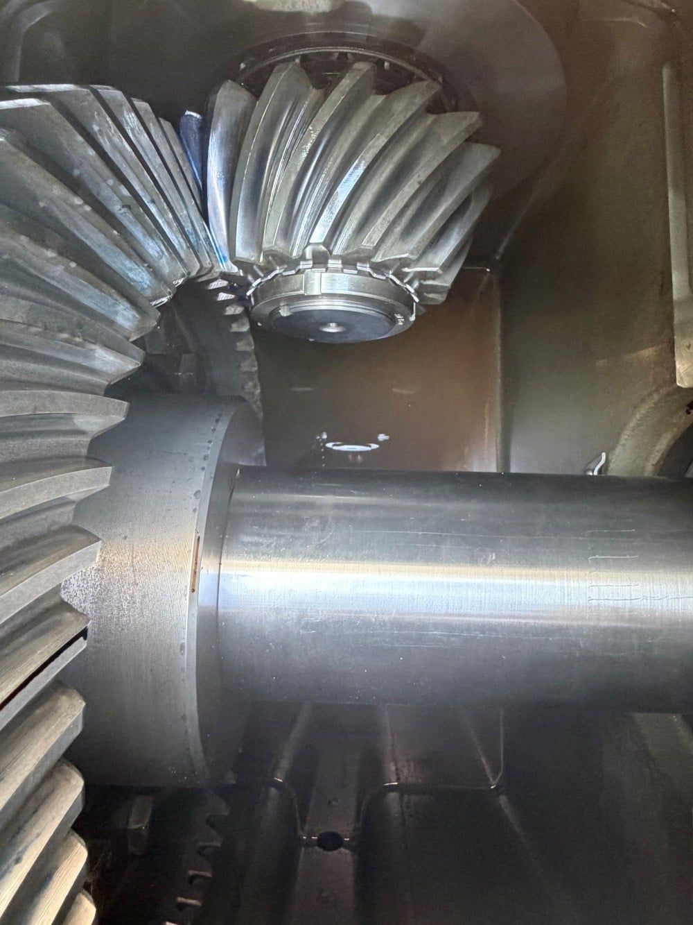 60 HP @ 450 RPM, Falk #2100GHB1-KS, gear reducer, 2.76 :1 ratio - Image 8