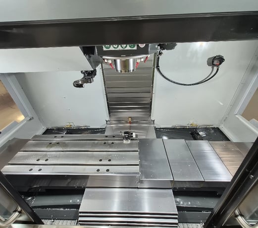 Haas #VF-2SS, CNC Vertical Machining Center, 30" X, 16" Y, 20" Z, 12,000 RPM, Cat 40, 30 automatic tool - Image 2