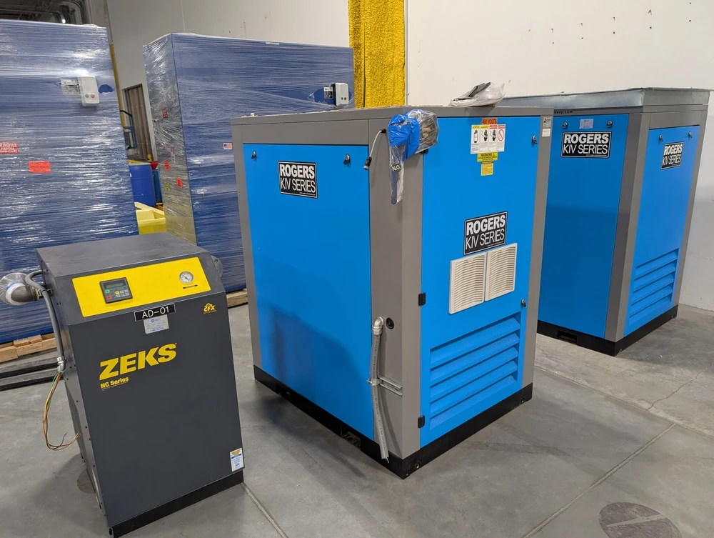 125 psi, Rogers #KIV-40-125, Rotary Screw Air Compressor, 40 HP, Zeks 300NCG dryer, 2021, (2 available) - Image 1