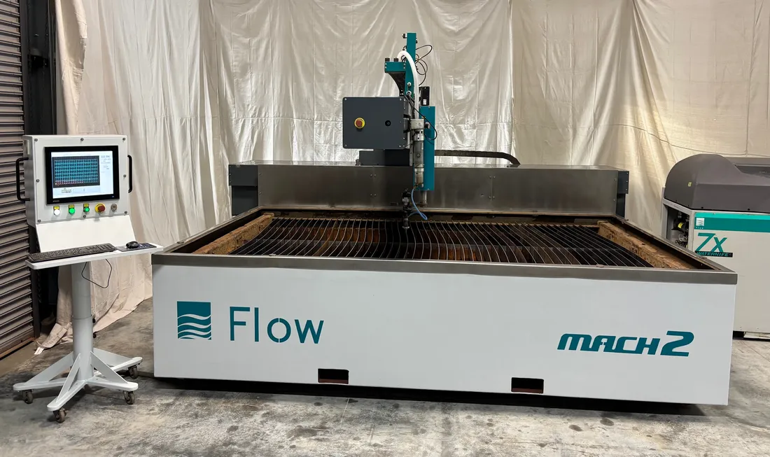 Flow #Mach-100-3020, CNC Waterjet Cutting System, 6.6' x 10' table, 50 HP pump, 60,000 psi, Flowmaster - Image 4