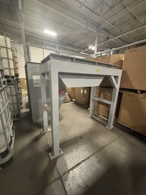 Shred-Tech #ST-75-ES, Dual Shaft Shredder, 37" x 25" cutting chamber, (54) 12.5" diameter knives, (2) 50 HP - Image 9