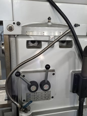 Sharp #VH-25, Vertical/Horizontal Combination Milling Machine, 10" x 56" table, NMTB-40, 5 HP, 60-4500 RPM - Image 6