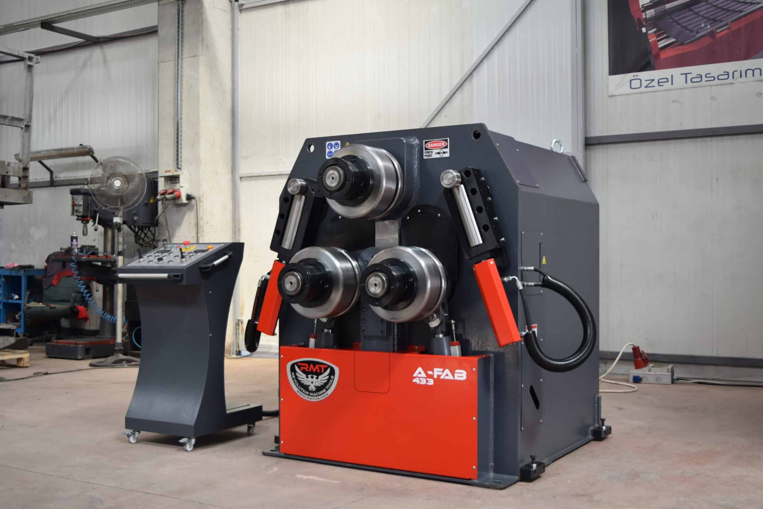 4" x 4" x 3/8" RMT #A-FAB-HD-433, hydraulic angle roll, 15 HP, 4.3" shaft diameter, 12.4" roll diameter, 6-32 - Image 2