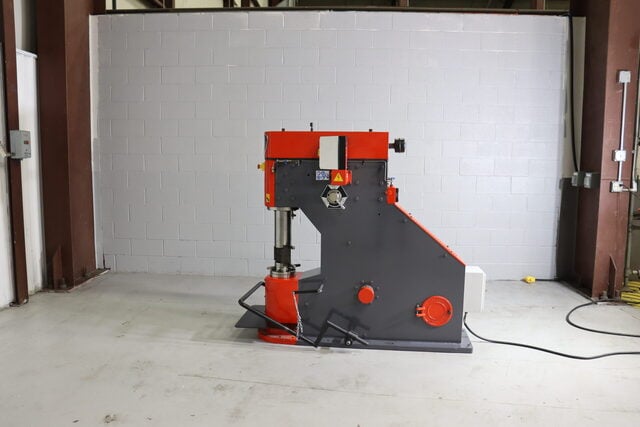 130 lb. RMT #FH-FAB-130, pneumatic forging air hammer - Image 3