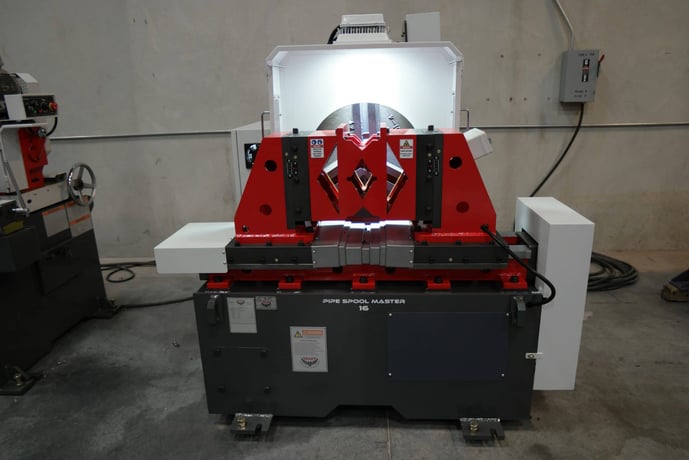 RMT Pipe Spool Master #16, pipe beveler, 3"-16" outside dimension, .6" wall, 200 RPM, 7.5 HP - Image 6