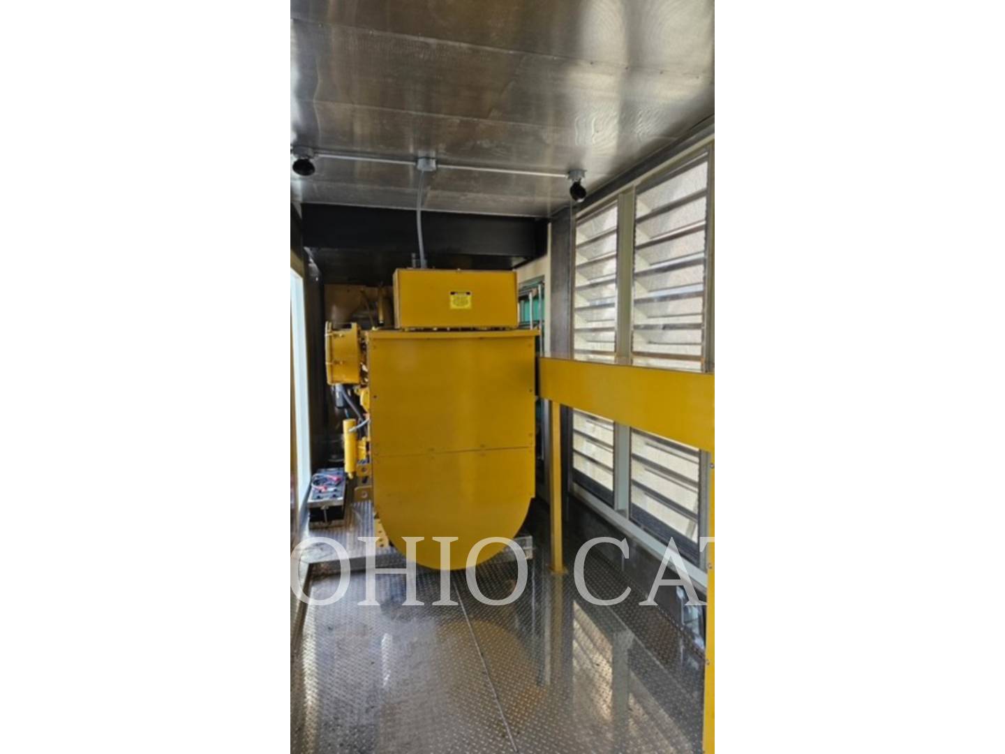1250 KW Caterpillar 3512, Stationary Generator Set, Diesel, 1800 RPM, 480V, 1151 hours, 1995 - Image 3