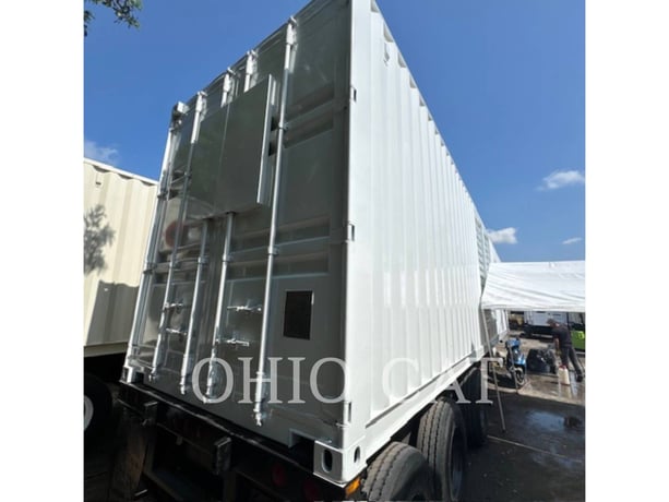 1600 KW Caterpillar #XQ1750, mobile diesel generator set, 400 Volts, 1800 RPM, 900 hours, 1993 - Image 3