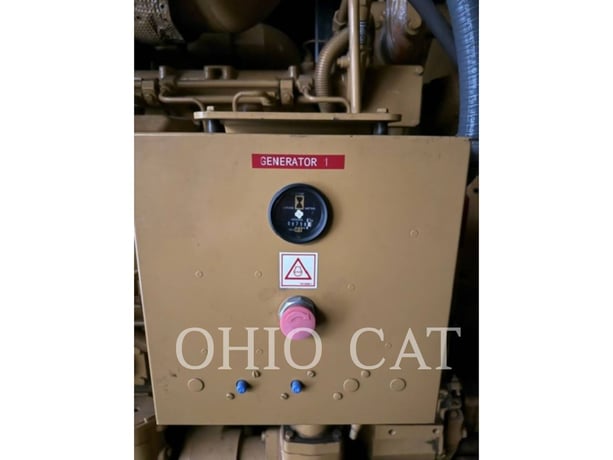 1600 KW Caterpillar #3516, diesel generator set, 400 Volts, 1500 RPM, 738 hours, 1997 - Image 5