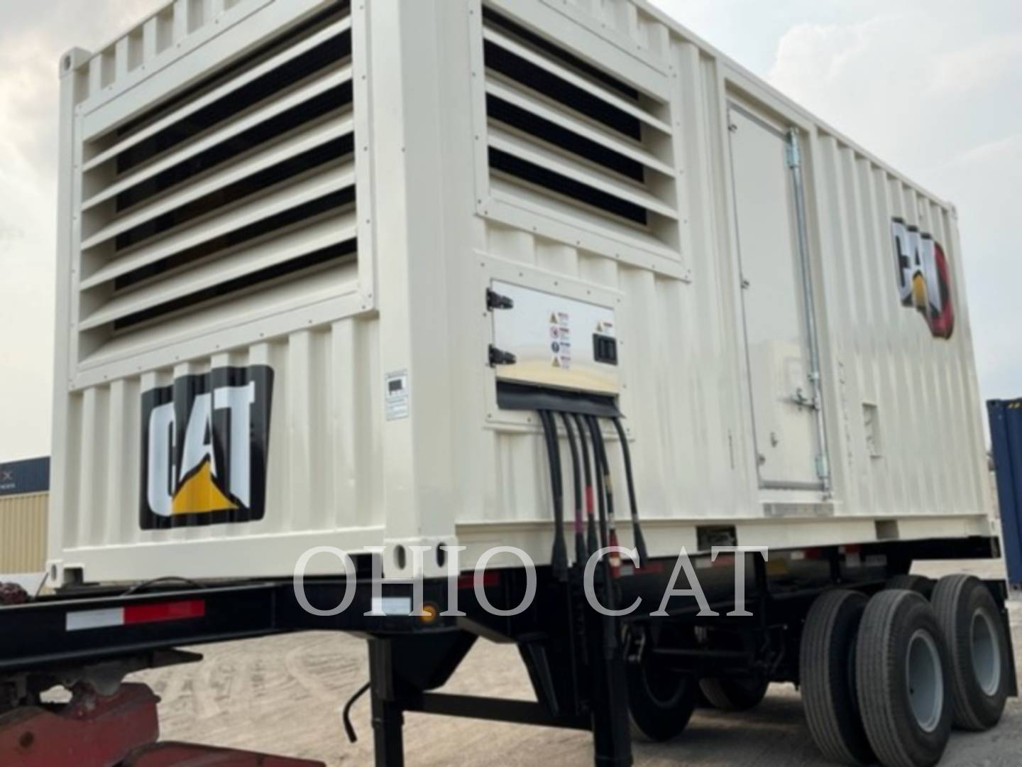 700 KW Caterpillar 3412, Mobile Generator Set, Diesel, 1800 RPM, 480V, 645 hours, 2000 - Image 1