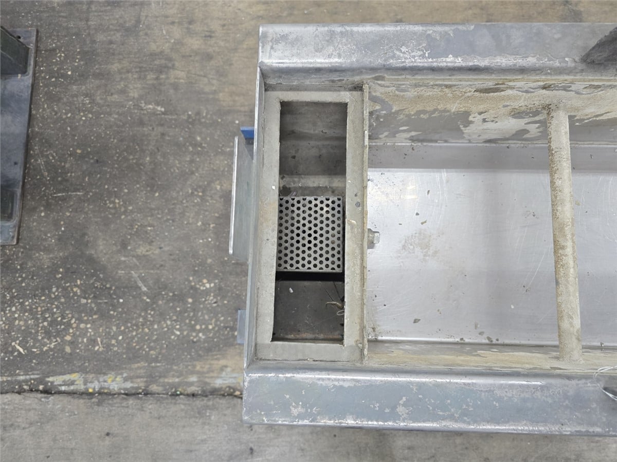 12" width x 8.5" D x 12' L water bath, strand pelletizing, 38" infeed, (3) adjustable roller guides - Image 8