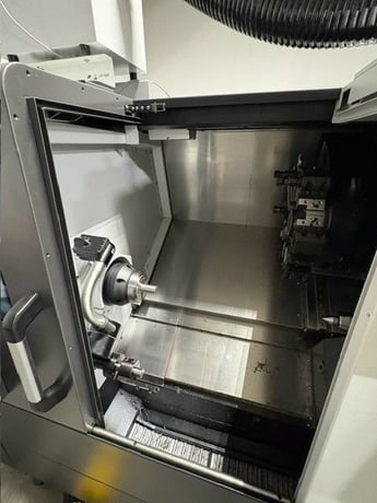 Daewoo Doosan #Lynx-2100, CNC lathe, 17" swing, 6-7/8" chuck, 2.6" bar, 13.78" diameter, 22" centers, 20 HP - Image 2