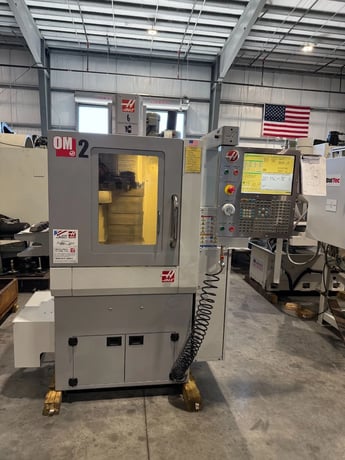 Haas #OM-2A, CNC vertical machining center, 20 automatic tool changer, 12" X, 10" Y, 12" Z, 30000 RPM, ISO - Image 1