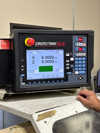 16" x 30" Southwestern Industries #Trak-1630SX, Trak TRL engine lathe, ProtoTrak SLX CNC Control - Image 2