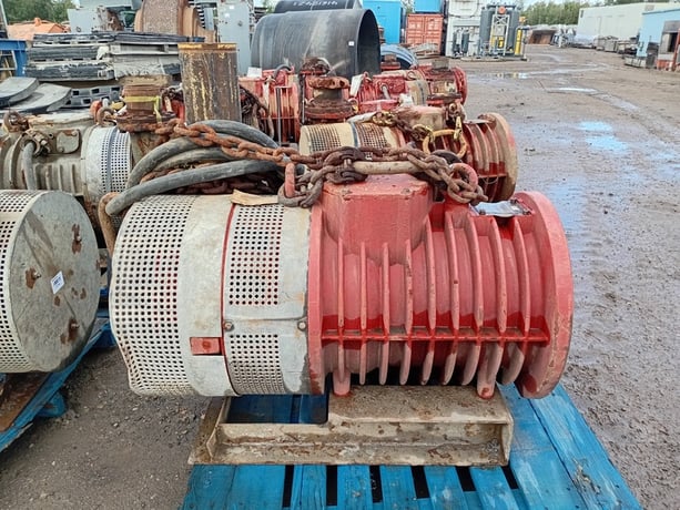2219 GPM @ 345' TDH, Grindex #8124.400-0021, Submersible Drainage Pump, 147 HP, 6" discharge, 246' max. - Image 1