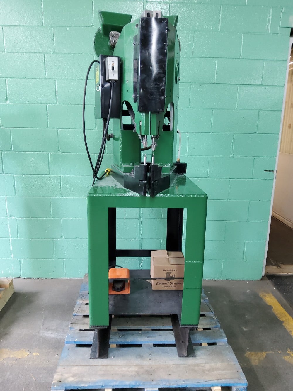 Milford #58, double rivet machine - Image 5