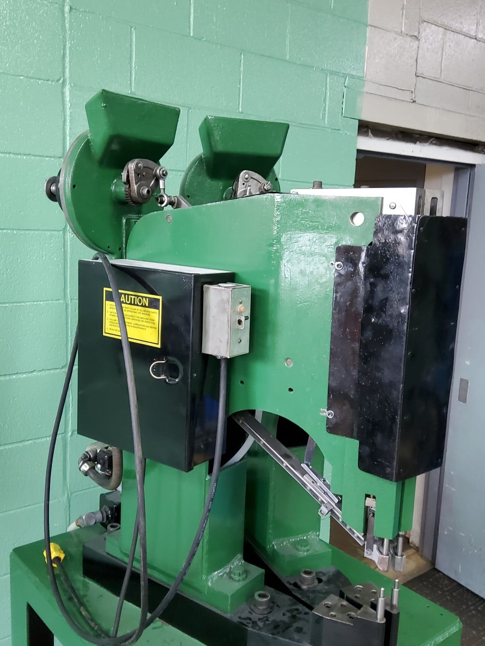 Milford #58, double rivet machine - Image 6