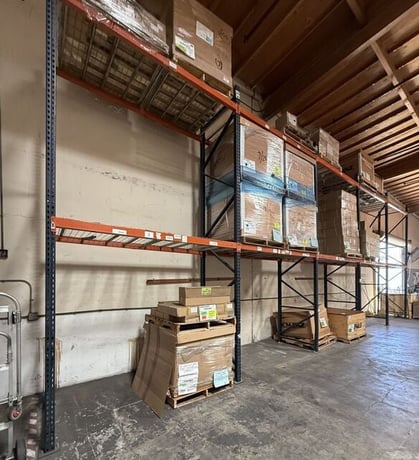 Pallet Racking, Lot of 130 Bays, 4 shelves each, RidgeU / Sturdi Built / Interlake Sammons uprights & beams - Image 3