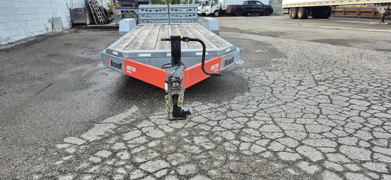 Brandt #UBE720, 7' x 20' galvanized equipment trailer, 14,000 lb., 11,550 lb. payload, tandem axle, 56" - Image 3