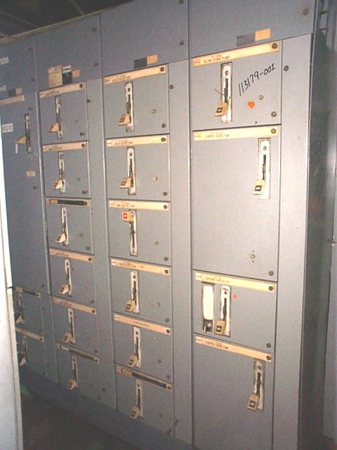 Furnas, low voltage motor control, (2) size 3, (4) size 2, (4) size 1 - Image 1