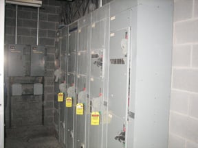Allen-Bradley, low voltage motor control, (4) size 5 - Image 1