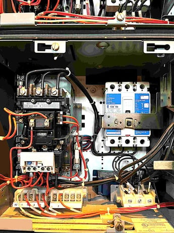 Allen-Bradley, low voltage motor control, 1200 Amp main, (9) size 1, (4) size 1, (1) size 3, all combination - Image 6