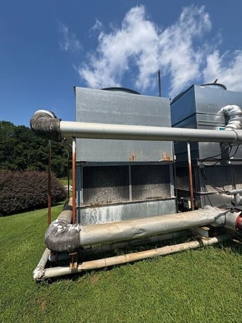 329 Ton, Evapco #AT-29-318, Two-Cell Cooling Tower, 81900 CFM, 15 HP fans, 2001 - Image 6