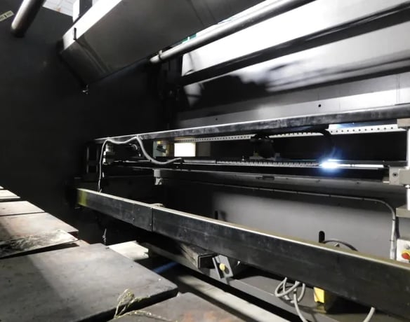 250 Ton, Piranha #Pro-II-250-12, CNC Hydraulic Press Brake, 12' overall, 124" between housing, 30 HP, Delem - Image 10