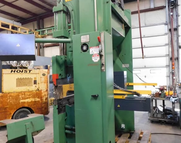 60 Ton, Cincinnati #60CBIIX4, CNC Hydraulic Press Brake, 6' overall, 54" between housing, 11" Stroke, 7.5 HP - Image 7