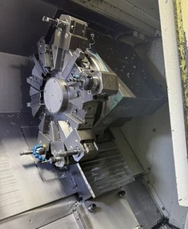 Hyundai Wia #L-210-A, CNC lathe, 21.7" swing, 13.8" diameter x 16.1" L max, 8" chuck, 2.5" bar, 20 HP, 4000 - Image 3