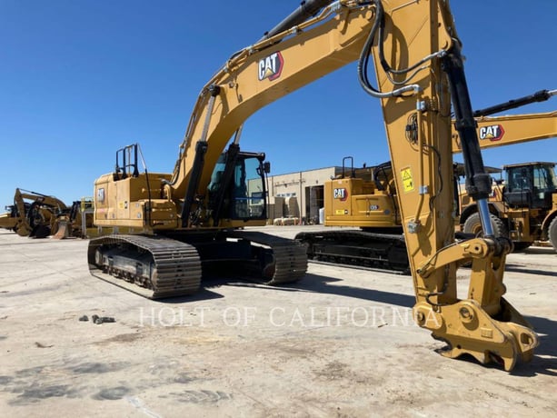 Caterpillar 350 3D, 2246 hours, S/N: HDJ00136, 2022 - Image 1