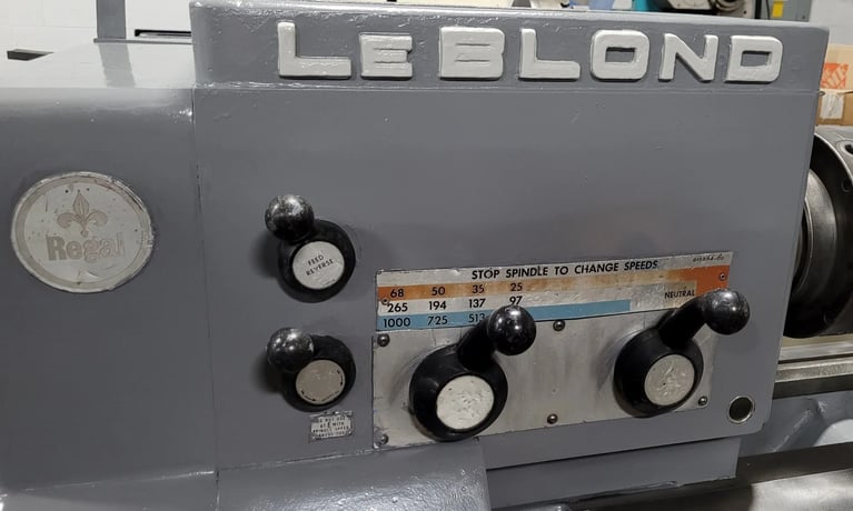 19" x 102" LeBlond #19-Regal, Engine Lathe, 10 HP, 25-1000 RPM, 10" 3-Jaw chuck, Follow Rest, 3x Steady Rest - Image 5
