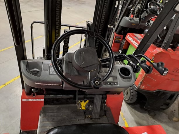 4000 lb. Raymond #4750C50S, electric forklift, 20' lift height, battery not included, Serial No. 475-21-13788 - Image 7