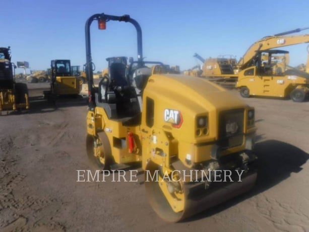 Caterpillar CB2.7, 1645 hours, S/N: 64800565, 2022 - Image 2
