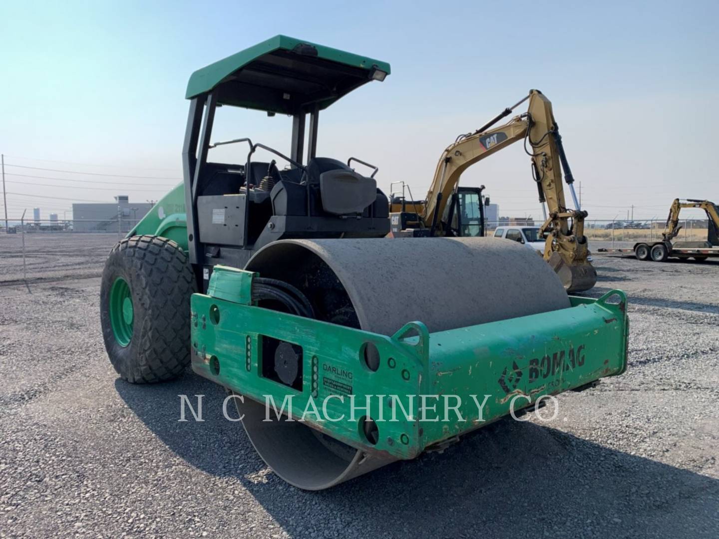 Bomag BW211D-50, Vibratory Single Drum Smooth, 2551 hours, S/N: 401328, 2016 - Image 2