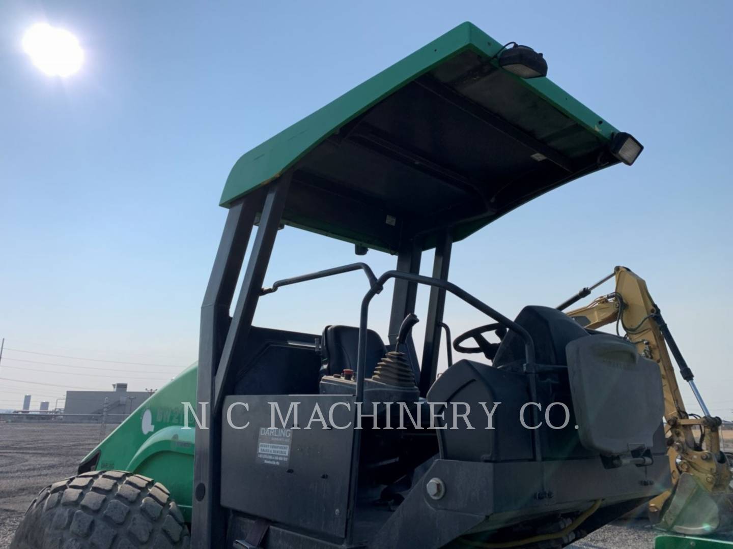 Bomag BW211D-50, Vibratory Single Drum Smooth, 2551 hours, S/N: 401328, 2016 - Image 8