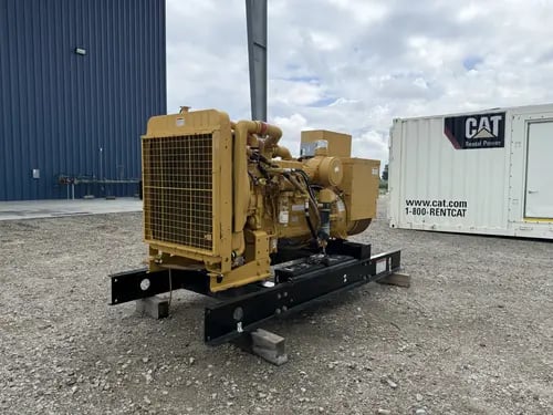 250 KW Caterpillar #3306, diesel generator set, 208 Volts, 3-phase, 574 hours, 382 HP @ 1800 RPM, EPA Tier 1 - Image 8