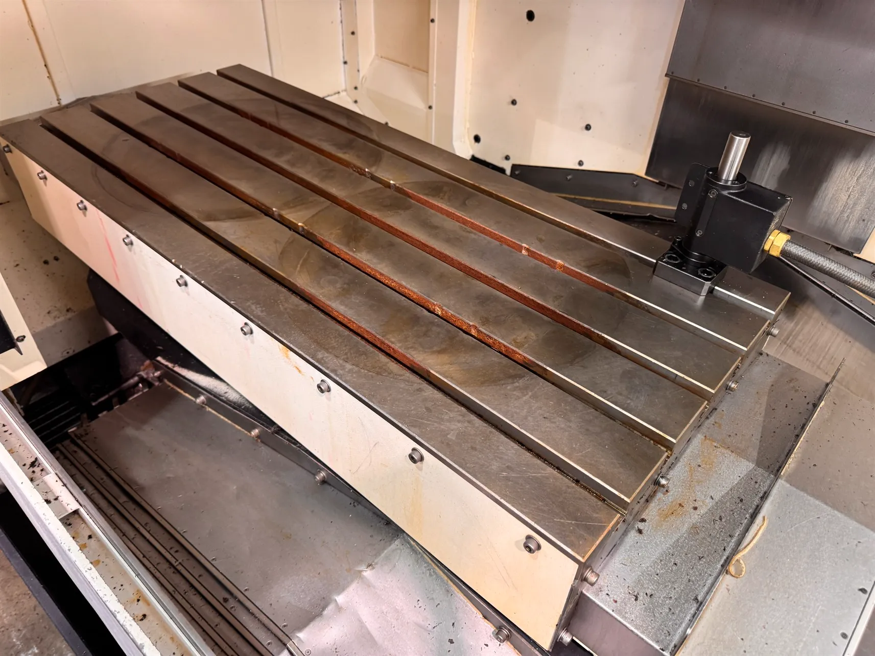 Mazak #VCN-530C-II, CNC vertical machining center, 40 automatic tool changer, 41.3" X, 20" Y, 20" Z, 12000 - Image 4