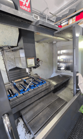 Haas #VF-5SS, CNC Vertical Machining Center, 50" X, 26" Y, 25" Z, 52" x 23" table, 30 HP, 12,000 RPM, CAT 40 - Image 3
