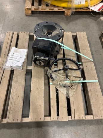 8" Tufline Xomox #LVPR1769, Plug Valve, Class 150#, WCB body, PTFE seat, CF8M plug, gear operated, 200 psi @ - Image 4