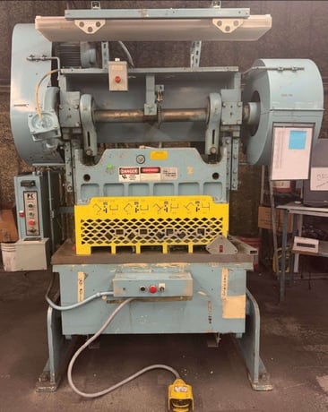 40 Ton Rousselle 4B48, 2" Stroke, 16" x 48" Bed, Air Clutch, From Service & Excellent, New 1988, Tag #16456 - Image 1