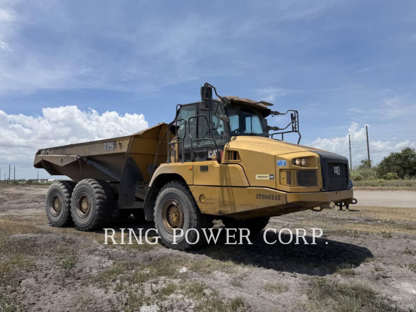 Caterpillar 725TG, Articulated Truck, 8739 hours, S/N: 3T900242, 2021 - Image 2