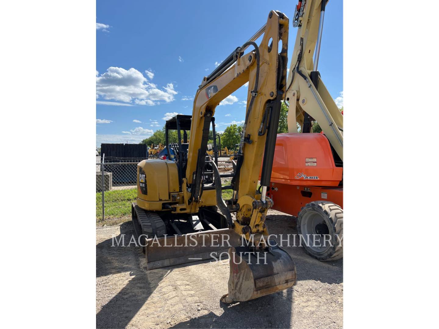 Caterpillar 305.5E2CR, 2325 hours, S/N: CR505592, 2018 - Image 2
