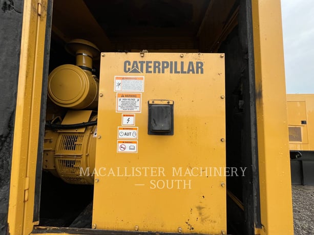 250 KW Caterpillar 3306B, Diesel, 1800 RPM, 208V, 450 hours, 2003 - Image 6